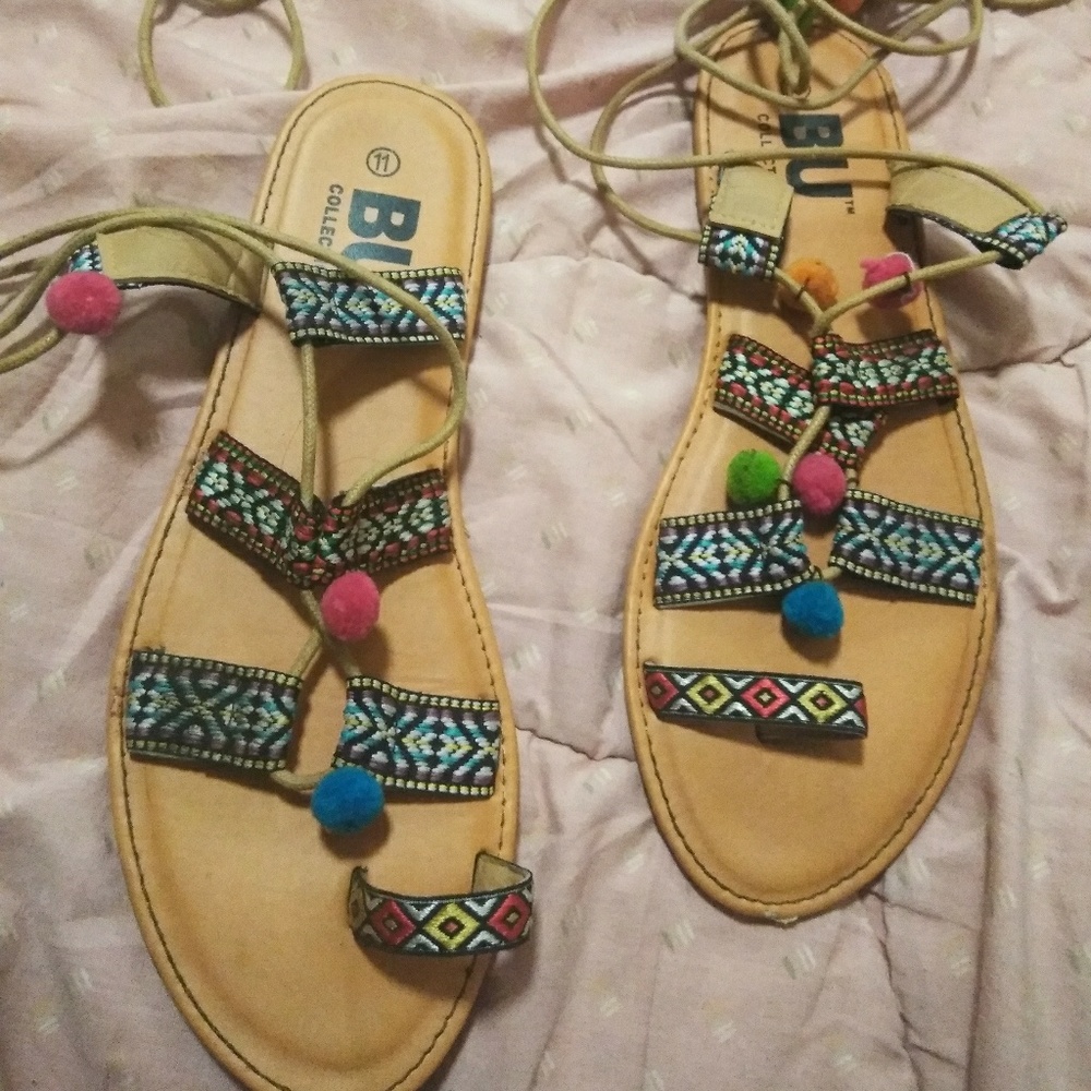 Sandals - Picture 2 of 2